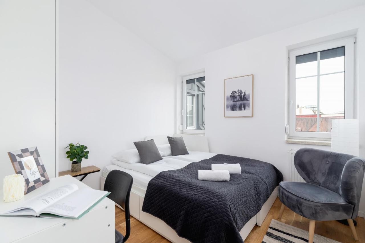 Radziwillowska Apartment Cracow Planty By Noclegi Renters Краков Экстерьер фото